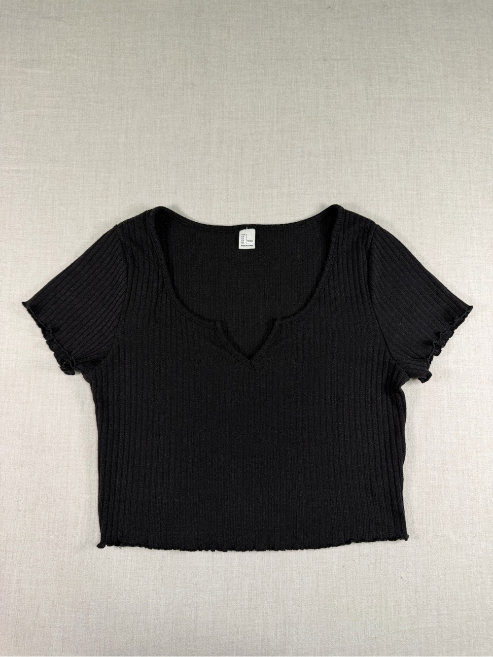 Black Ribbed Lettuce Hem Baby Tee Split Neck Y2K Size L